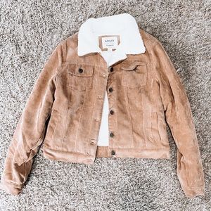Fluffy Couduroy Jacket